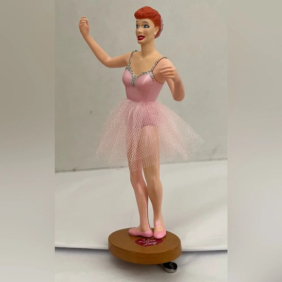 Hallmark Keepsake ornament-The Ballet” from I Love Lucy - Picture 1 of 7